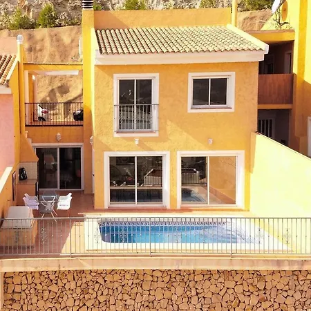 Casa Linda * Callosa de Ensarriá